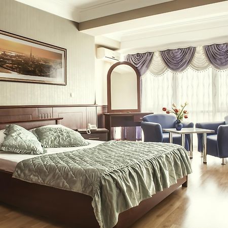 King Hotel Peje Ngoại thất bức ảnh