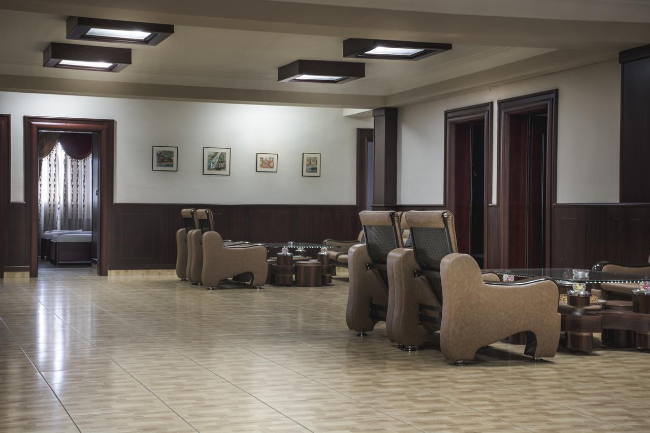 King Hotel Peje Ngoại thất bức ảnh