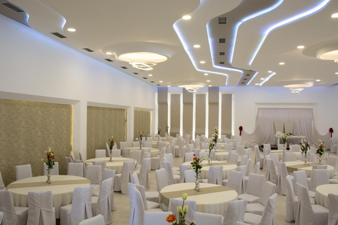 King Hotel Peje Ngoại thất bức ảnh